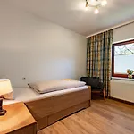 Frieda By Via Montes Holiday home *