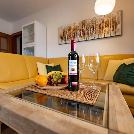Feriehus Frieda By Via Montes *