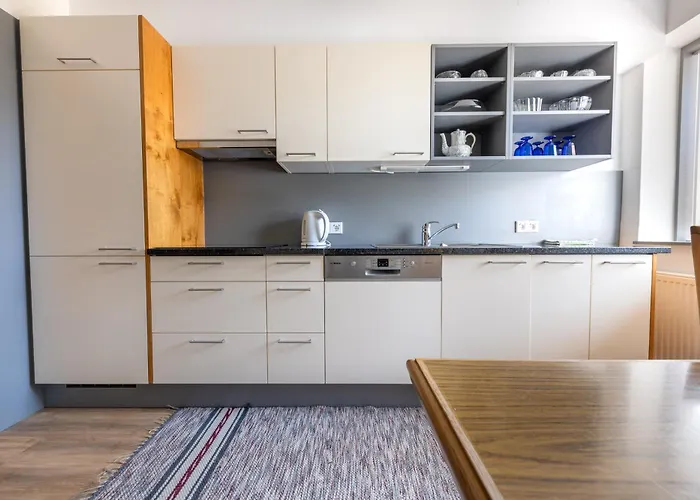 Frieda By Via Montes *